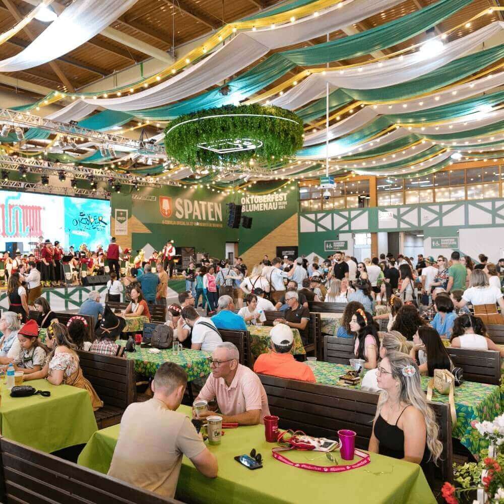 Vila Germanica Durante a Oktoberfest - Parque VIla Germanica
